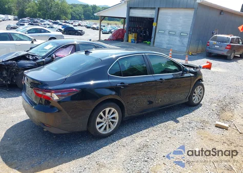 2024 Toyota Camry Le z USA, uszkodzony, nr VIN 4T1C11AK2RU850830